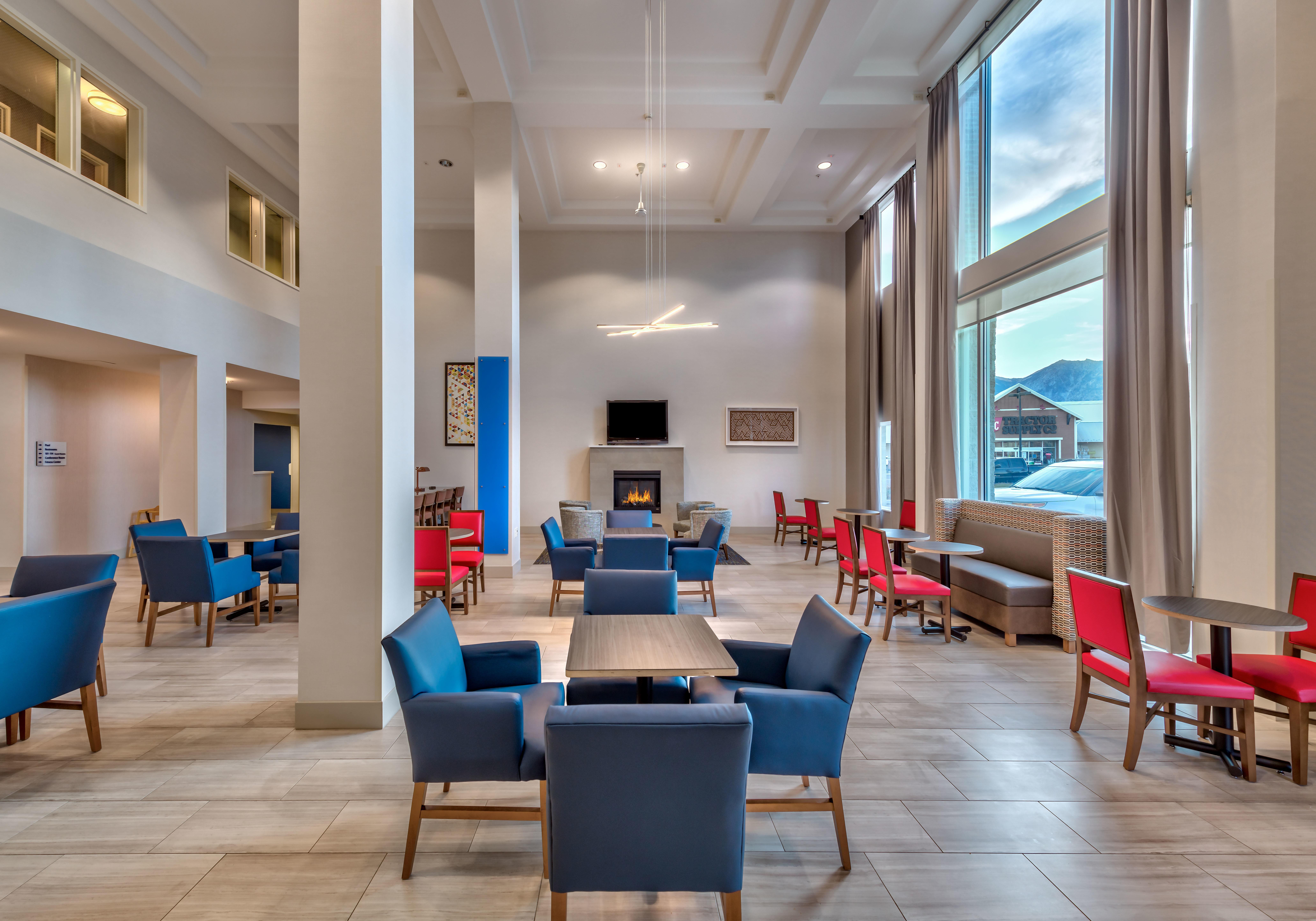 Holiday Inn Express Hotel & Suites Minden By Ihg Zewnętrze zdjęcie